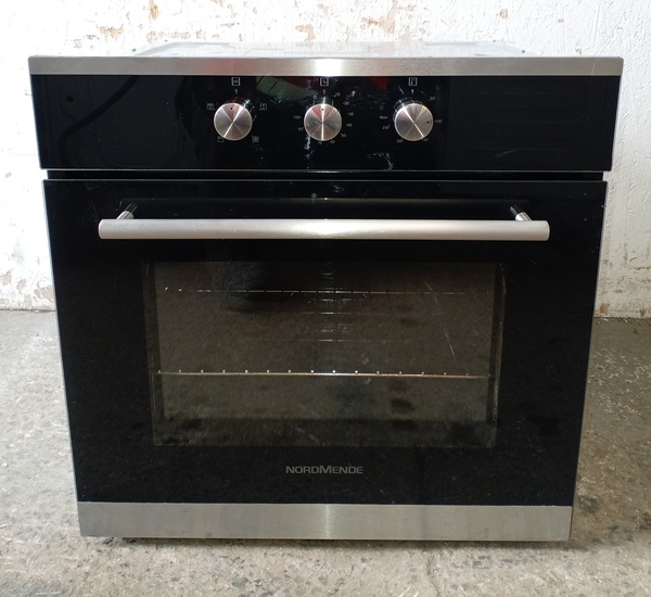 NORDMENDE Built In Single Oven BEC22682 Large bec22682