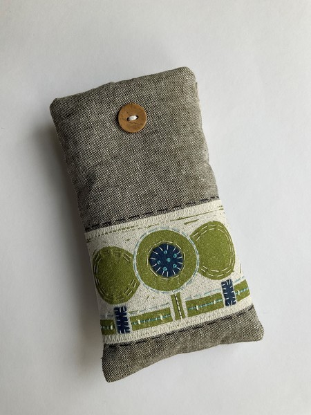 Louise Nichols - Glasses Pouch Trees Large ln trees