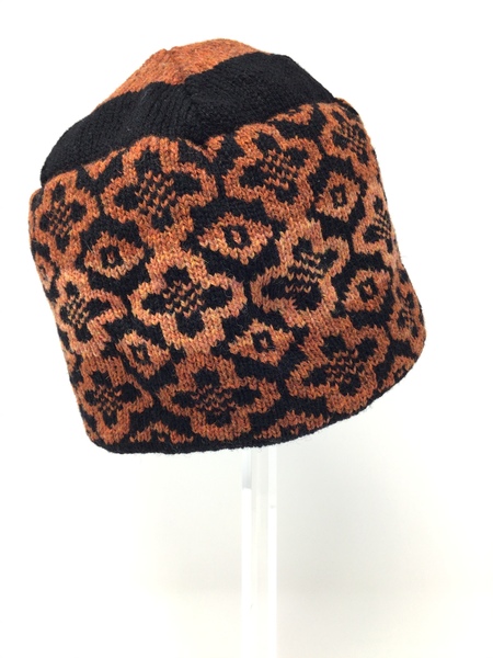 BFA254 Pure wool hat Jet black and teracotta tones with flower pattern Large 6ec126f0 ccd4 4596 bf95 ff0f9b6cd59c