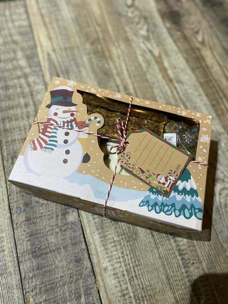 Snowman Variety Christmas Treat Box Large 313411769 8894217827258786 2495207729082903983 n