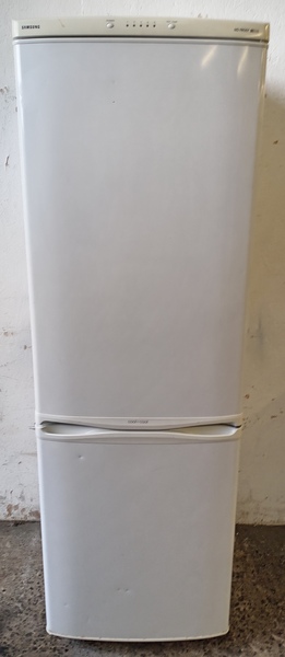SAMSUNG Fridge Freezer BRC23234 Large brc23234