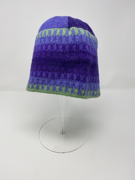 Bfa265 Green and purple hat Large 579a2929 2b0f 4188 b4d0 8f6cc74920b2