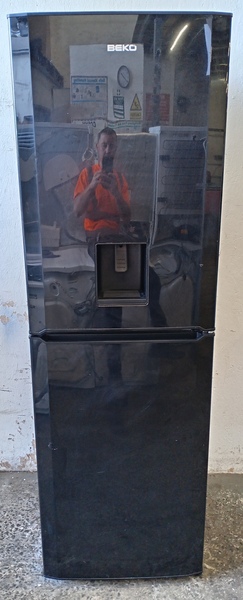 BEKO Fridge Freezer BRC23249 Large brc23249