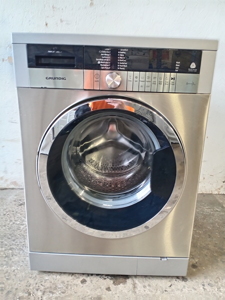 GRUNDIG Washing Machine BLC24745 Large blc24745