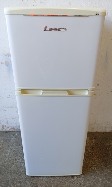 LEC Fridge Freezer BRC23270 Large brc23270