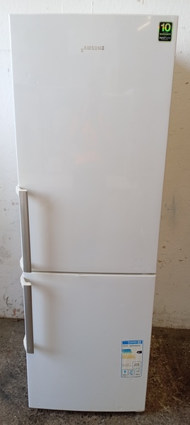 SAMSUNG Fridge Freezer BRC23228 Large brc23228