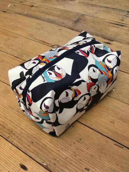 Designs by Nicky - Puffin Large Washbag Large dbn puffin bag