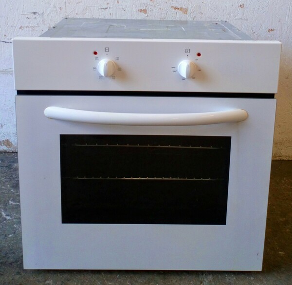 CURRYS Built In Single Oven BEC21863 / Budget Appliances Ltd