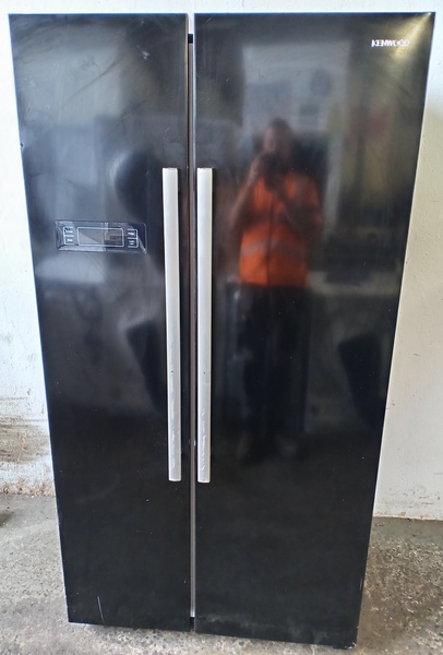 KENWOOD American Fridge Freezer BRC23382 Large brc23382