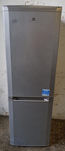 BEKO Fridge Freezer BRC23196 Large brc23196