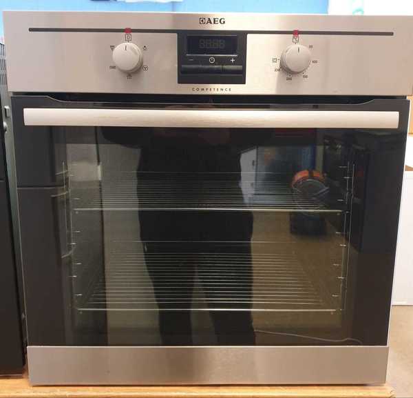 AEG Built In Single Oven BEC20377 Large bec20377 1